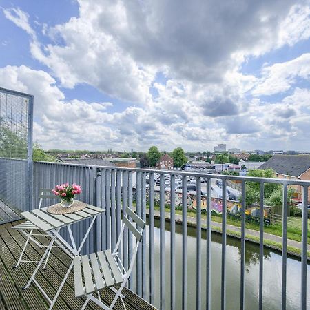 Coventry Large 4-Bed Townhouse By Empower Homes Exteriér fotografie